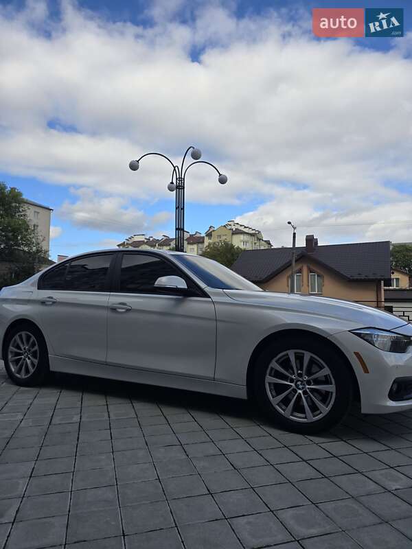 Седан BMW 3 Series 2015 в Ивано-Франковске