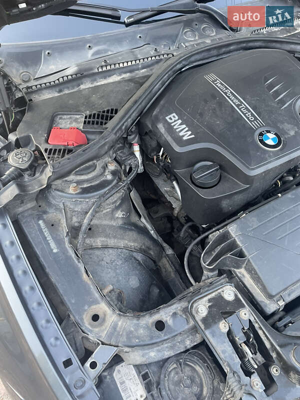 Седан BMW 3 Series 2013 в Первомайську