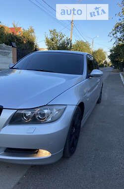 Седан BMW 3 Series 2006 в Конотопі