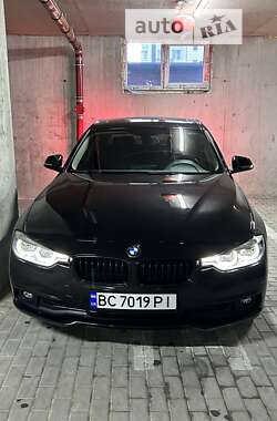 Седан BMW 3 Series 2017 в Дрогобыче