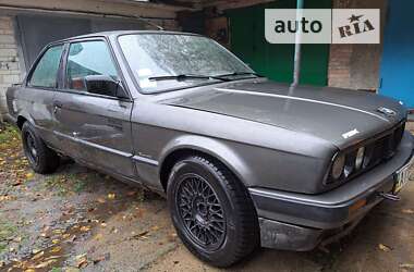 Купе BMW 3 Series 1989 в Обухові