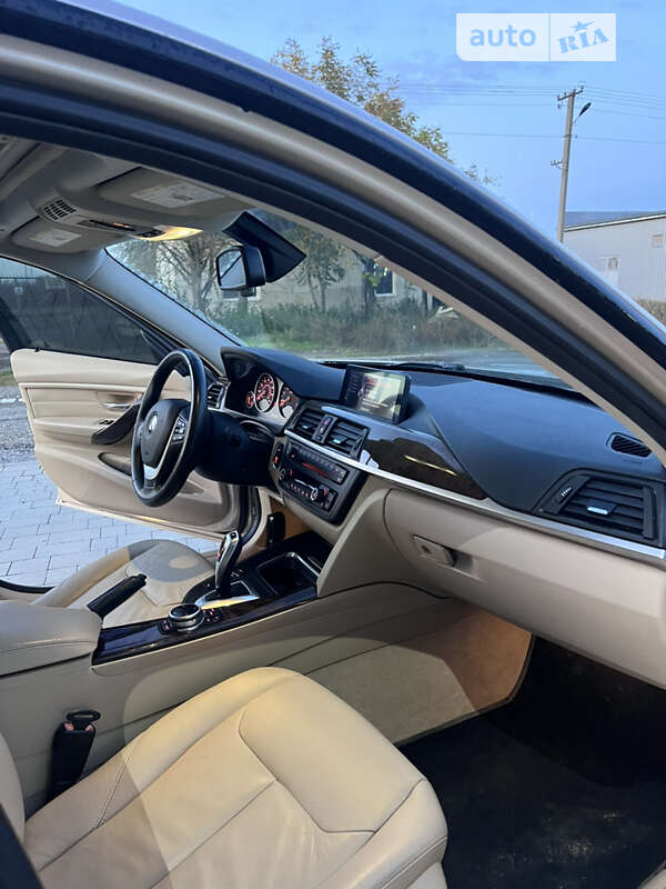 Седан BMW 3 Series 2013 в Виноградове