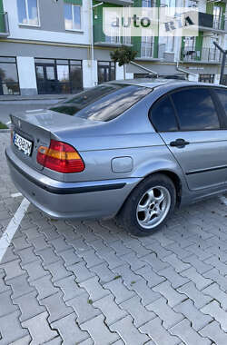 Седан BMW 3 Series 2004 в Львові