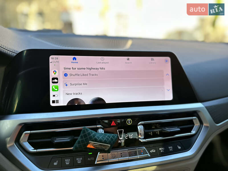 Седан BMW 3 Series 2020 в Киеве