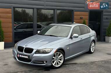 Седан BMW 3 Series 2009 в Ровно