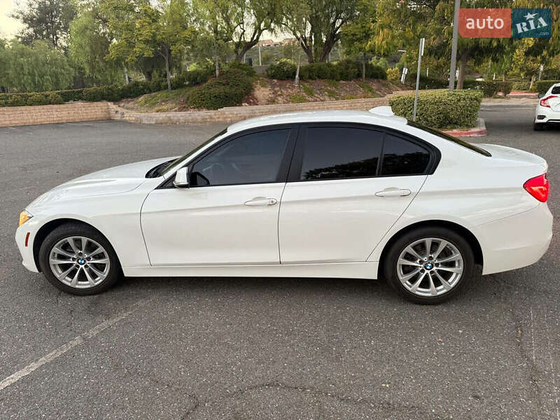 Седан BMW 3 Series 2016 в Львове
