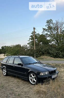 Универсал BMW 3 Series 1996 в Межевой