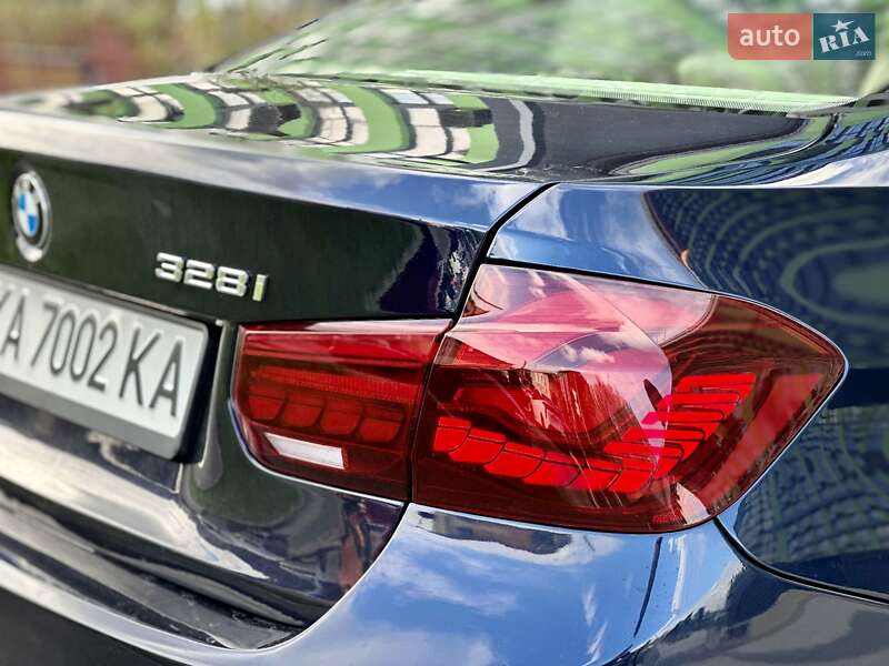 Седан BMW 3 Series 2013 в Киеве