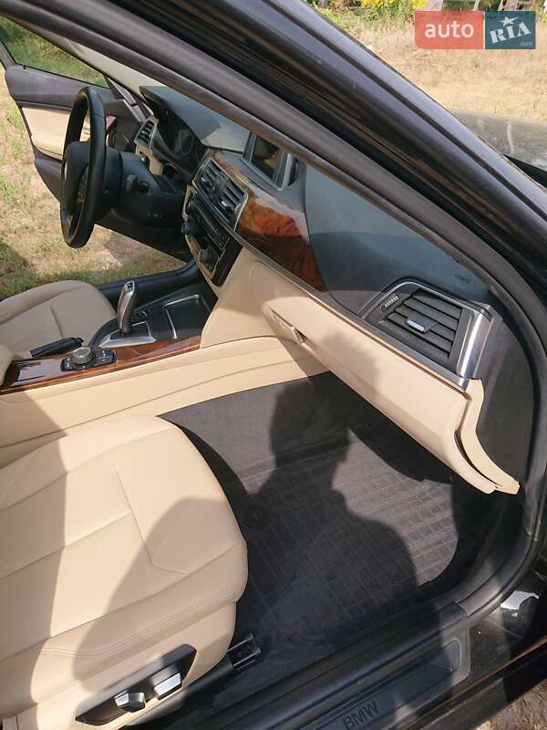Седан BMW 3 Series 2016 в Києві фото 6 Седан BMW 3 Series 2016 в Києві