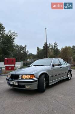 Седан BMW 3 Series 1997 в Смілі