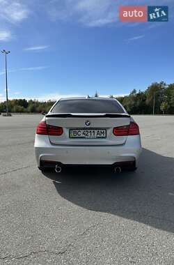 Седан BMW 3 Series 2013 в Львові