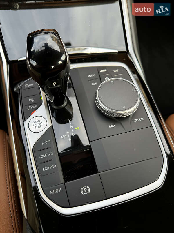 Седан BMW 3 Series 2022 в Києві