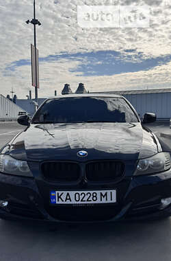 Седан BMW 3 Series 2010 в Киеве