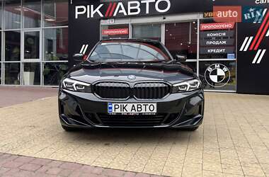Седан BMW 3 Series 2022 в 