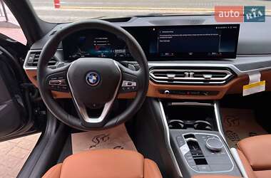 Седан BMW 3 Series 2022 в 