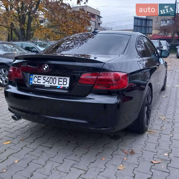Купе BMW 3 Series 2011 в Чернівцях