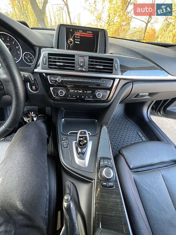 Седан BMW 3 Series 2015 в Южноукраинске фото 25 Седан BMW 3 Series 2015 в Южноукраинске