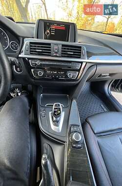 Седан BMW 3 Series 2015 в 