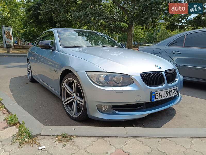 Кабриолет BMW 3 Series 2010 в Южном фото 21 Кабриолет BMW 3 Series 2010 в Южном