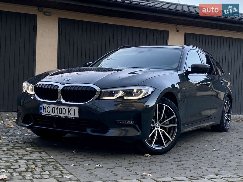 BMW 3 Series 2020