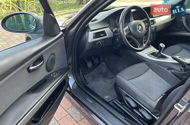 Седан BMW 3 Series 2007 в Жовкві