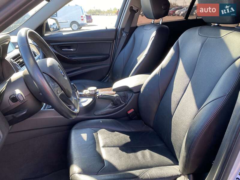 Седан BMW 3 Series 2015 в Одесі