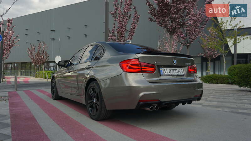 Седан BMW 3 Series 2015 в Киеве