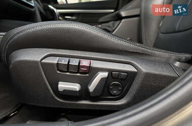 Седан BMW 3 Series 2015 в 