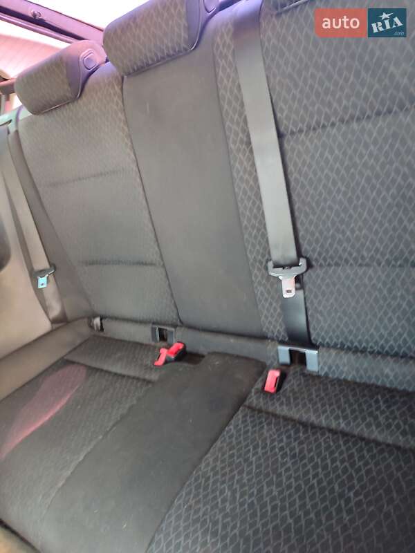 Купе BMW 3 Series 2004 в Луцьку фото 10 Купе BMW 3 Series 2004 в Луцьку