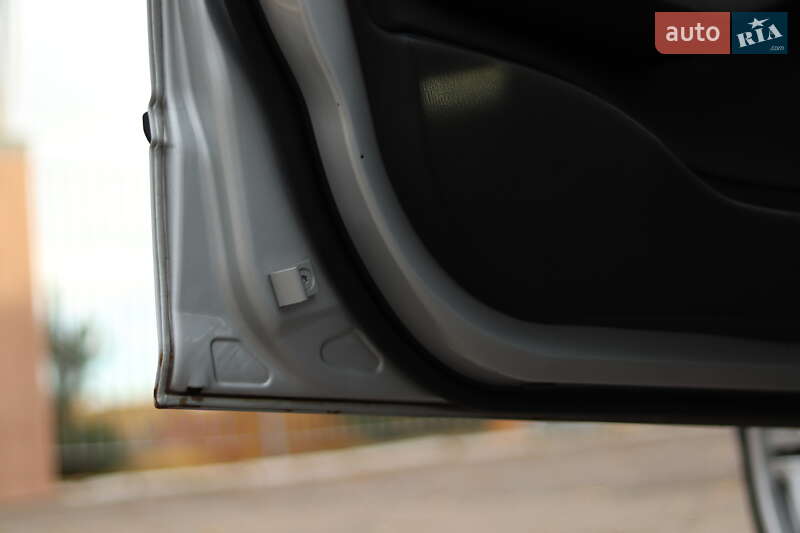 Седан BMW 3 Series 2002 в Червоному Донце фото 38 Седан BMW 3 Series 2002 в Червоному Донце