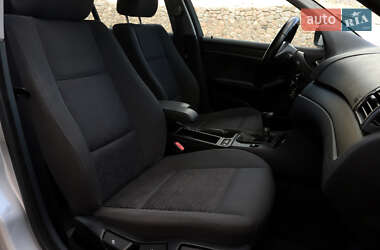 Седан BMW 3 Series 2002 в 
