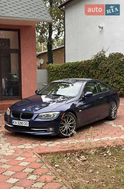 Купе BMW 3 Series 2011 в Києві