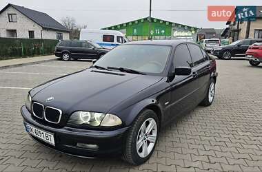 Седан BMW 3 Series 1999 в Вараше