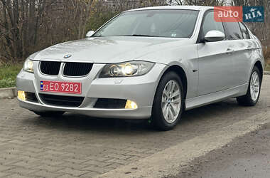 Седан BMW 3 Series 2006 в Рівному