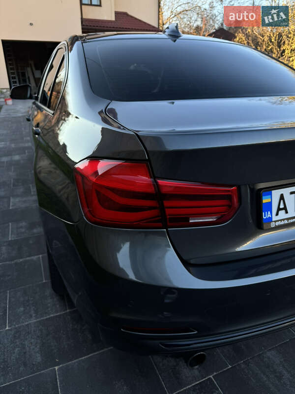 Седан BMW 3 Series 2016 в Івано-Франківську