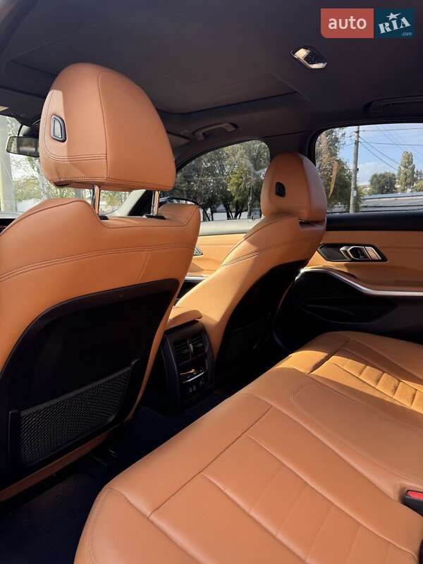 Седан BMW 3 Series 2020 в Днепре