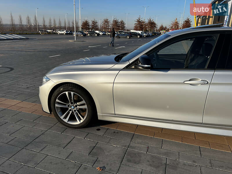 Седан BMW 3 Series 2015 в Одессе