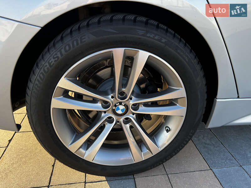 Седан BMW 3 Series 2015 в Одессе