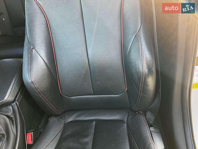 Седан BMW 3 Series 2015 в Одессе