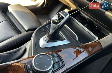 Седан BMW 3 Series 2015 в 