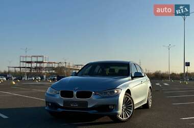 Седан BMW 3 Series 2013 в Киеве