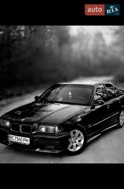 Седан BMW 3 Series 1994 в Городке