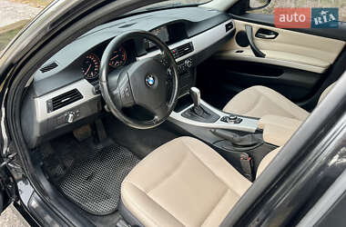 Седан BMW 3 Series 2010 в Сумах