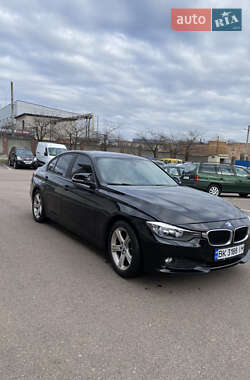 Седан BMW 3 Series 2015 в Ровно