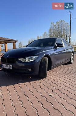 Седан BMW 3 Series 2016 в Киеве