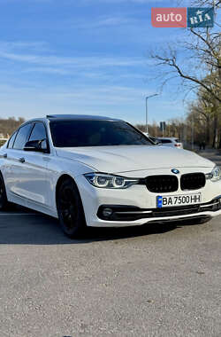 Седан BMW 3 Series 2016 в Кропивницком