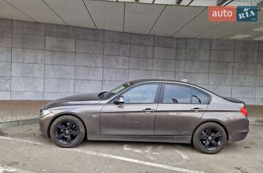 Седан BMW 3 Series 2014 в Днепре