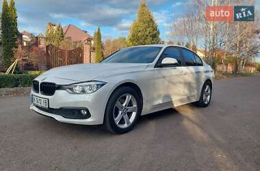 Седан BMW 3 Series 2017 в 