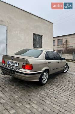 Седан BMW 3 Series 1991 в Борщеві