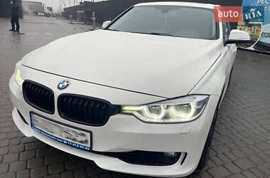 Седан BMW 3 Series 2014 в Львові